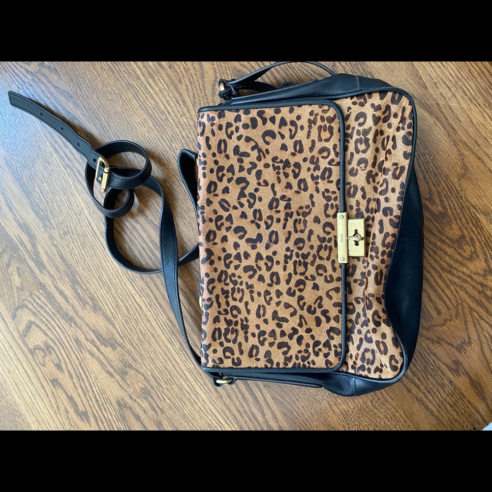 Fossil leopard crossbody
